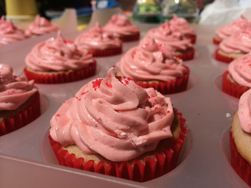 fresh strawberry cupcakes