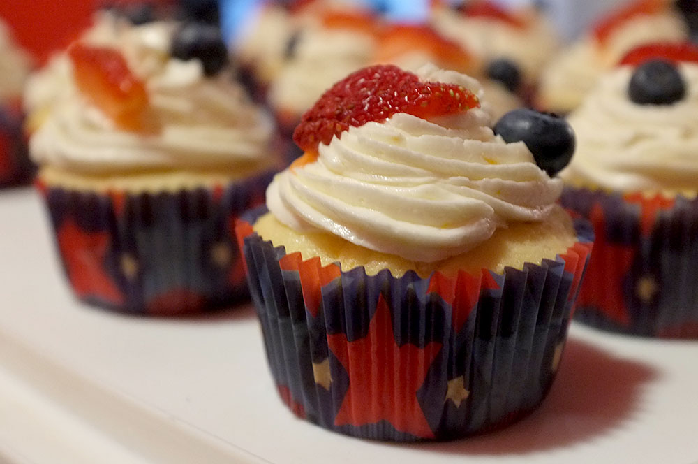 Lemon Cupcakes with Berries