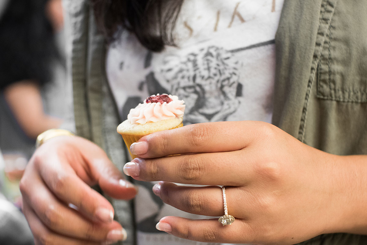 Hannah enjoying a Cupcake by Amélie