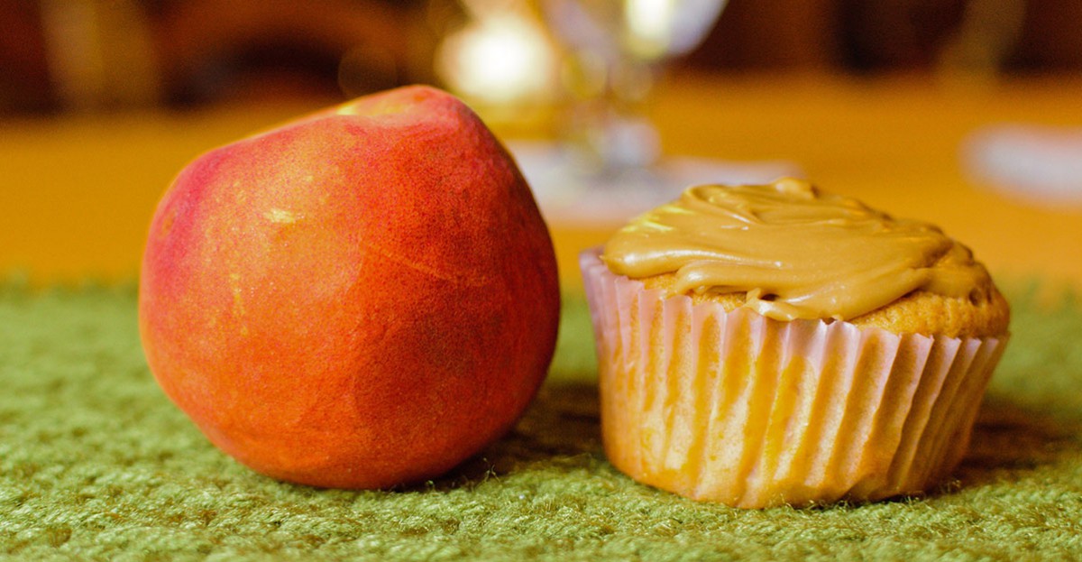 Louisiana Peach Cupcakes