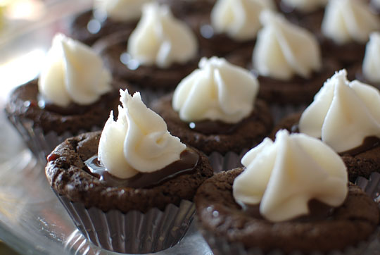 Caramel Chocolate Cupcakes