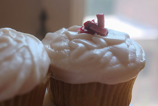 rhubarb cupcakes